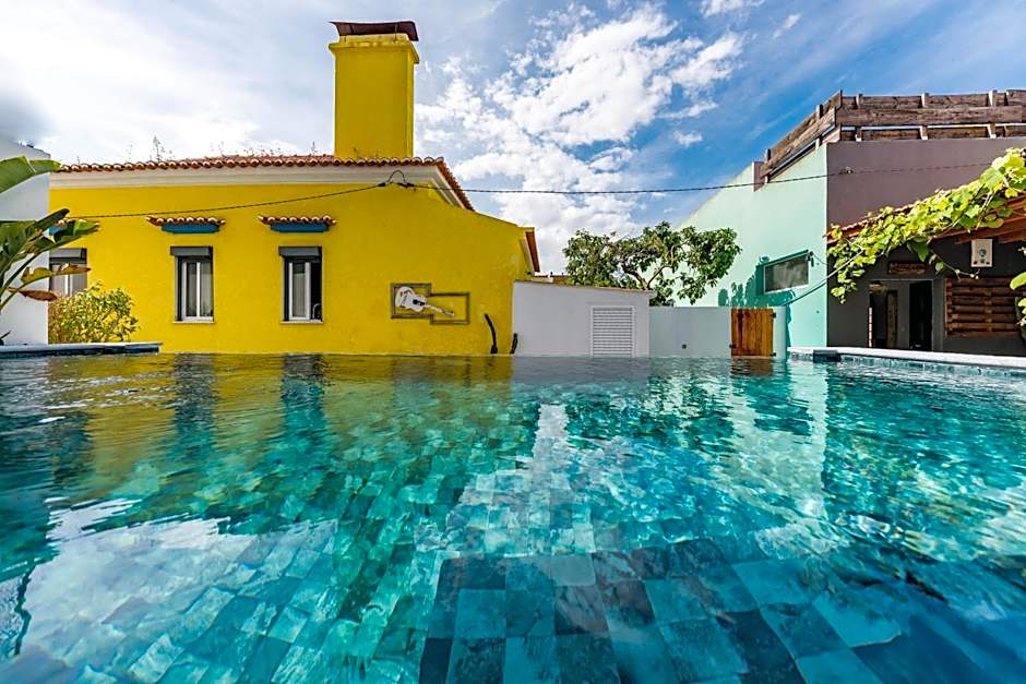 Kali Vice Surf Villa