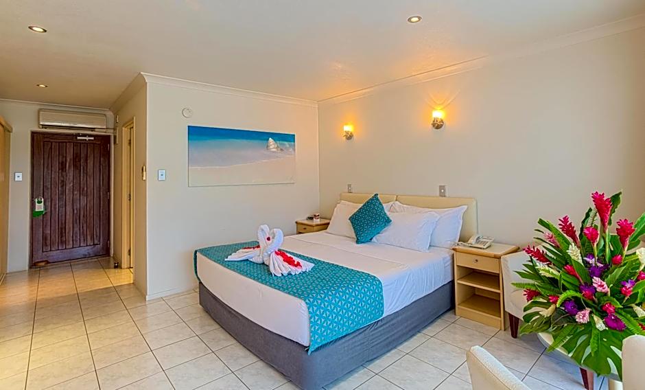 Muri Beach Club Hotel