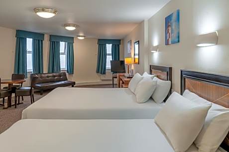 Family Room with Sea View Sleeps 3
