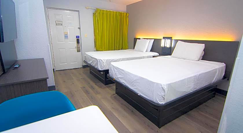 Studio 6 Extended Stay - West Palm Beach, FL