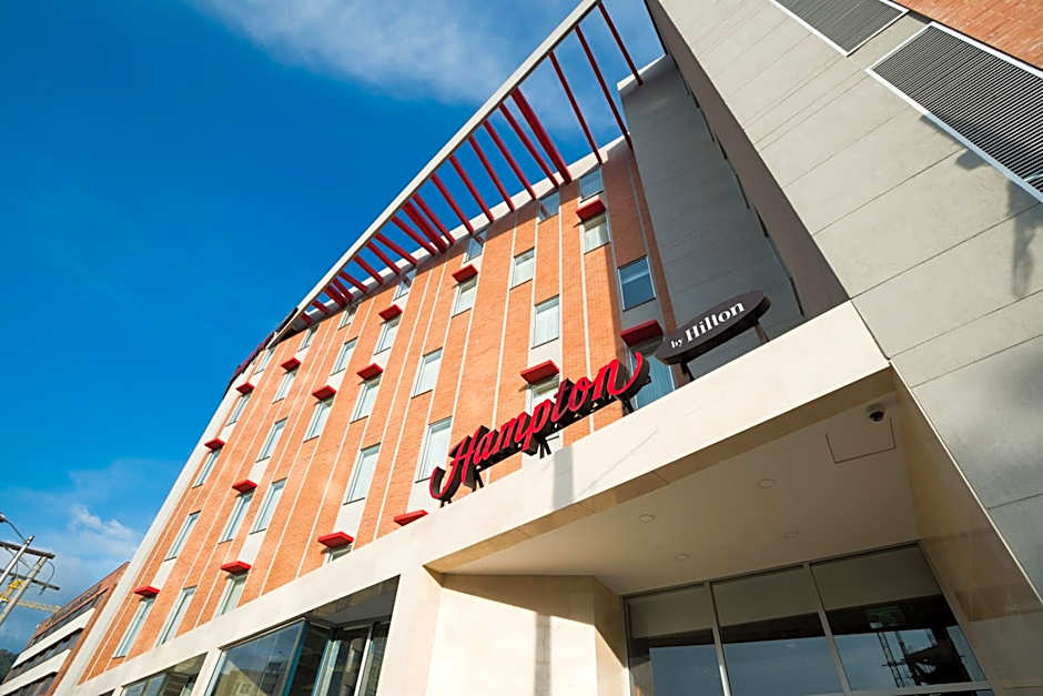 Hampton Inn By Hilton Bogota Usaquen
