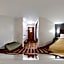 Econo Lodge Airport - Milwaukee