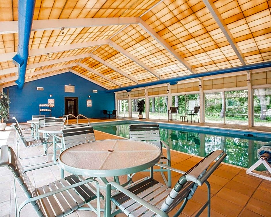 Quality Inn & Conference Center Brattleboro North