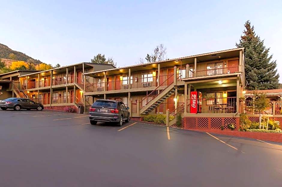Rodeway Inn Glenwood Springs Area – Glenwood Springs, CO