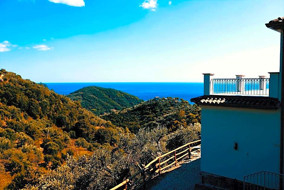 Country House “ Il Mandorlo”