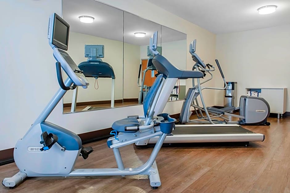 Holiday Inn Express & Suites Harrison By IHG