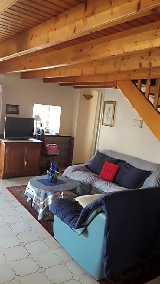 Ty Evelyne 11 Kernevez BOTMEUR