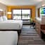 Holiday Inn Express & Suites East Peoria - Riverfront By IHG