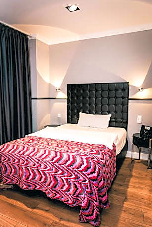 S Room