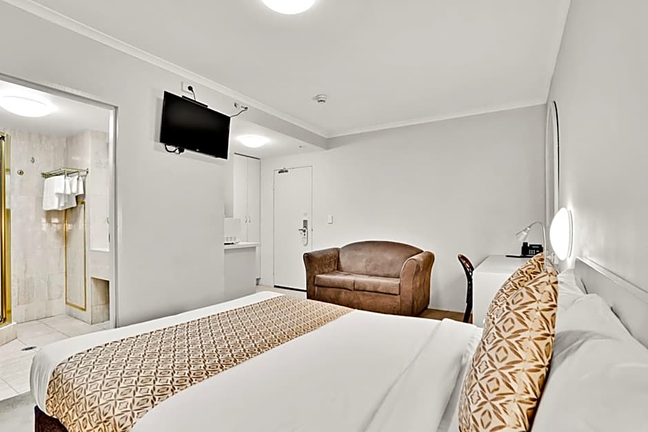 Carlton Lygon Lodge Studio Apartments