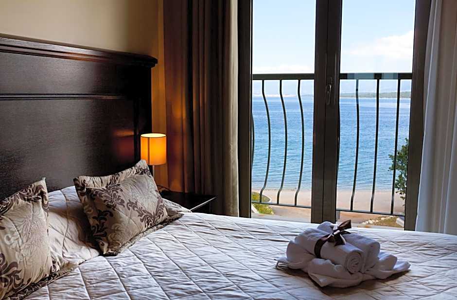 Photo 1 of 3 of Suite, Sea View