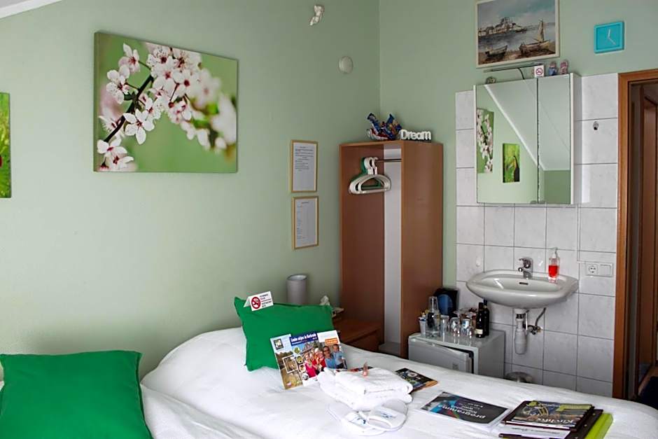 Rene's B&B