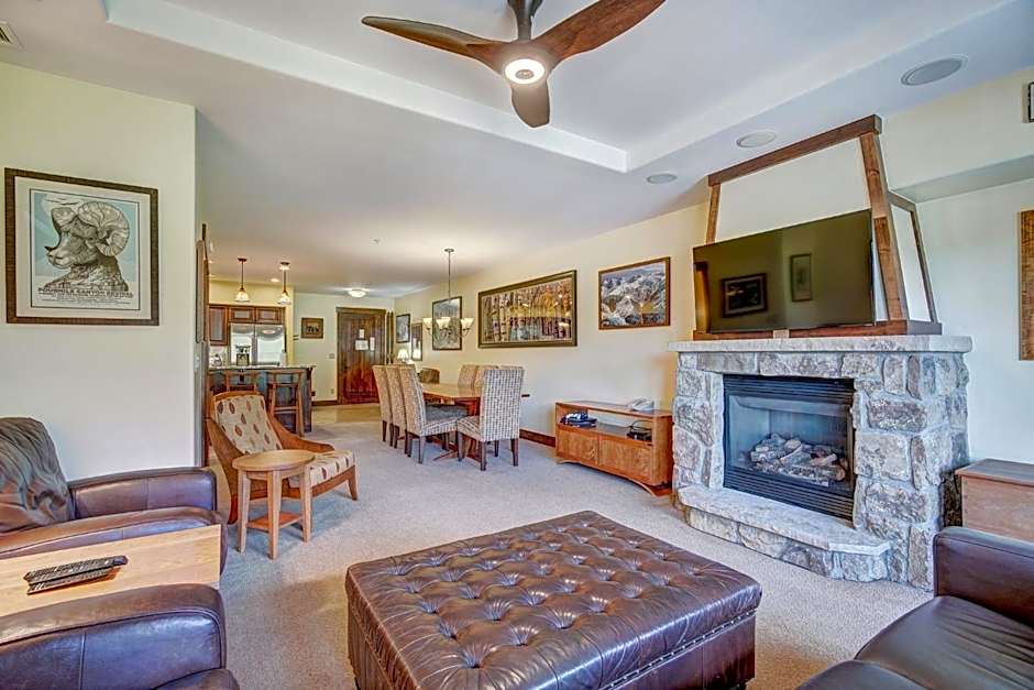 Crystal Peak Lodge By Vail Resorts