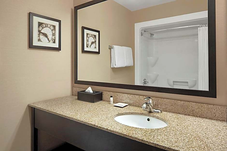 Delta Hotels by Marriott Guelph Conference Centre