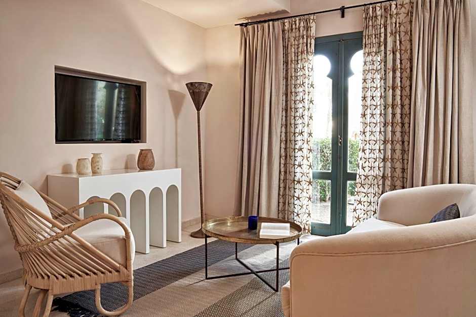 Ali Pasha Hotel
