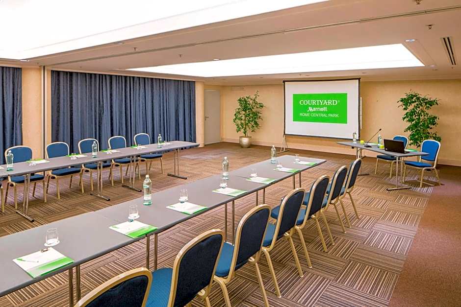 Courtyard by Marriott Rome Central Park