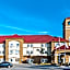 La Quinta Inn & Suites by Wyndham Houston Hobby Airport