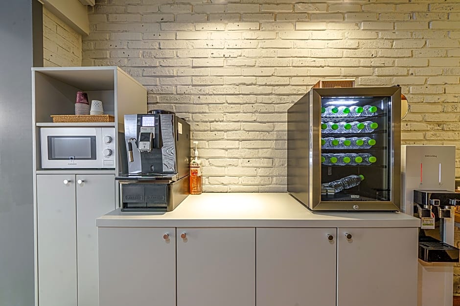 Busan Gwangalli Beach Hotel THE M