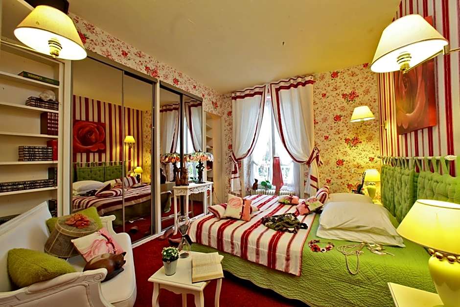 Logis Hôtel Hostellerie Saint-Jacques