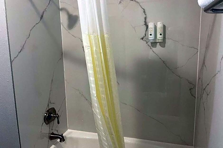 Quality Suites Abilene Mall Area