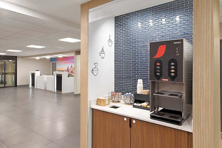 La Quinta Inn & Suites by Wyndham Houston Stafford Sugarland