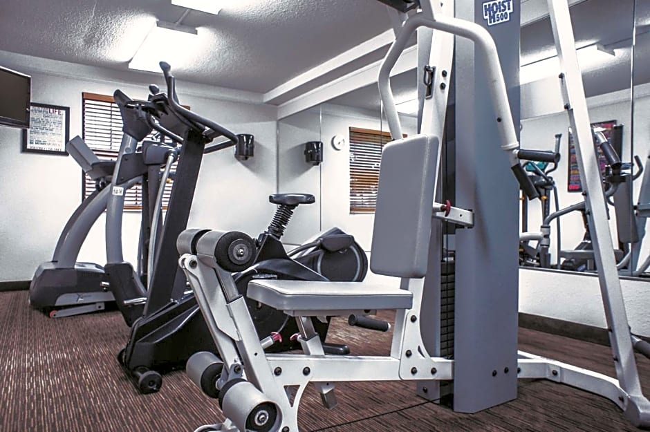 La Quinta Inn by Wyndham Moline Airport