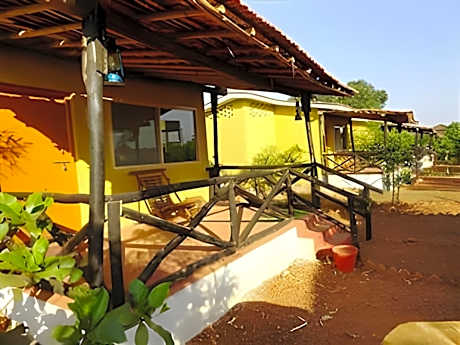 Hotel Kanha (Treasure In Forest)