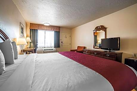 Standard Queen Room - Non-Smoking