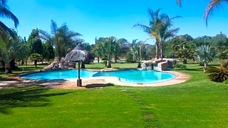 MixoSunrise Guesthouse & Spa