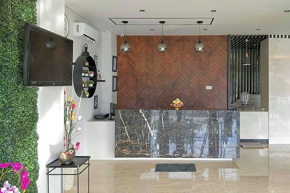 Sans Hotel Kupang Indah Surabaya