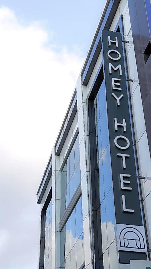 Homey Airport Hotel