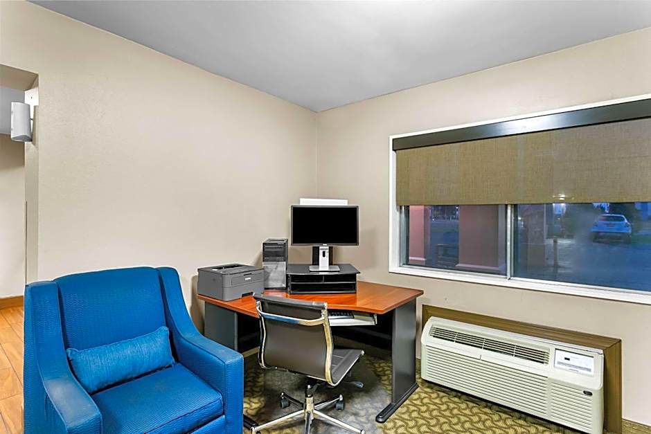 Comfort Inn Red Horse Frederick