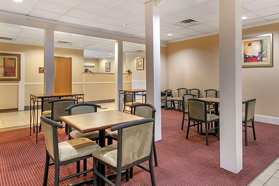 Econo Lodge Eutaw I-20