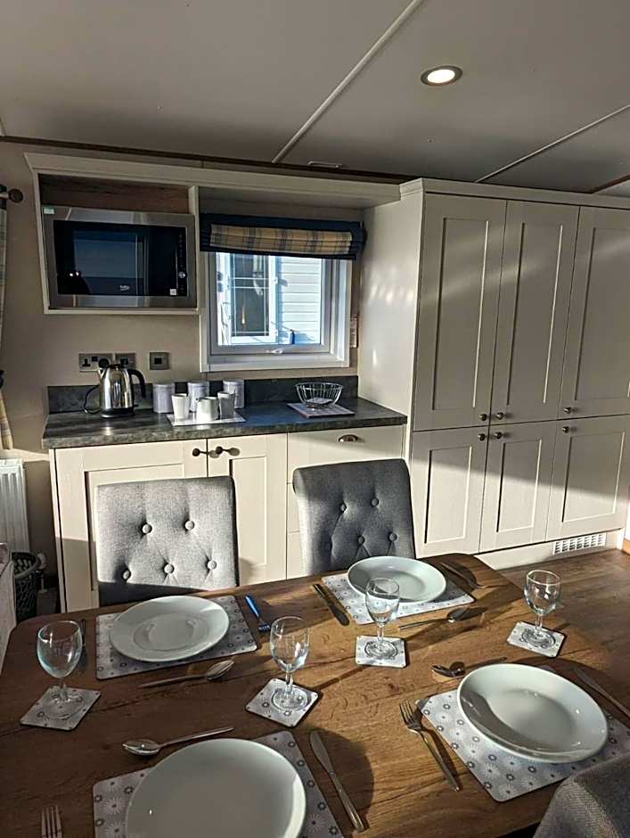 Luxury Caravan Littlesea Haven Frontline Fleet Lagoon Views