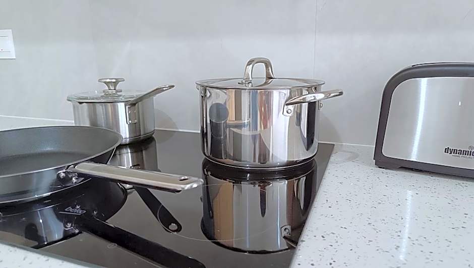 Larvella Estia Luxury Suites