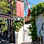 RedDoorz near Pasar Pagi 2 by Cassana