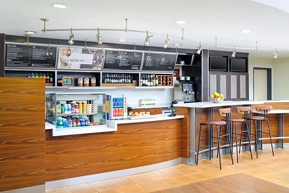 Courtyard by Marriott Kingston
