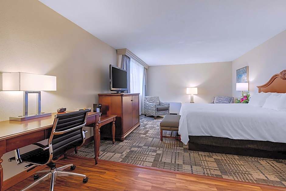 Best Western Plus Dubuque Hotel And Conference Center