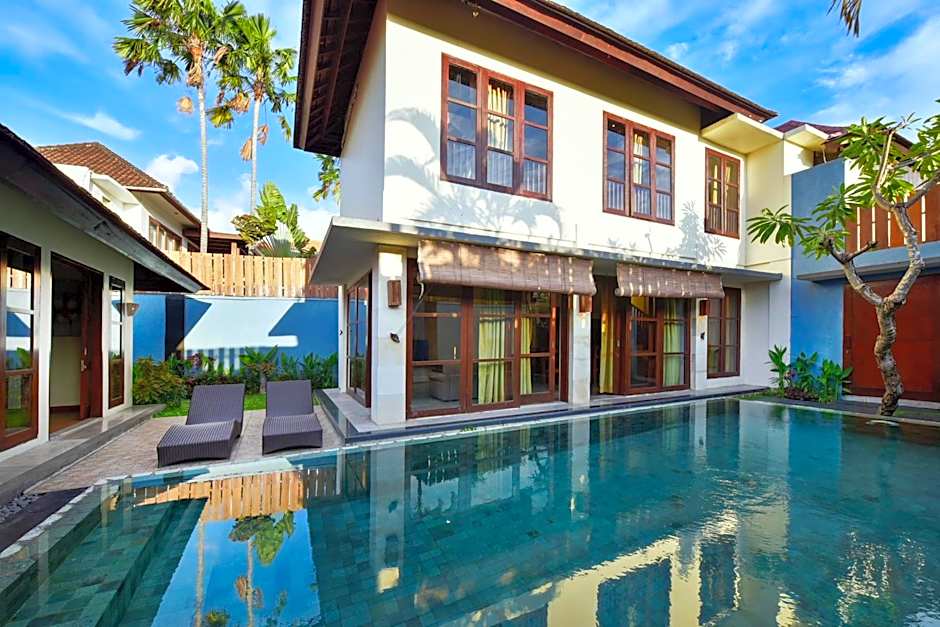 The Khayangan Dreams Villa Umalas