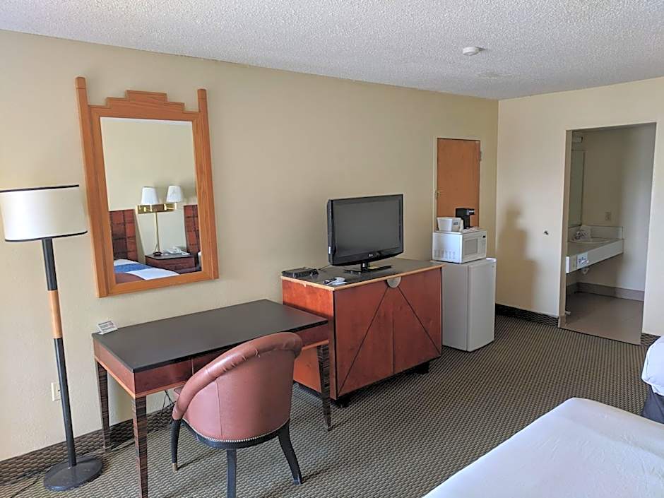 Travelodge by Wyndham Clovis