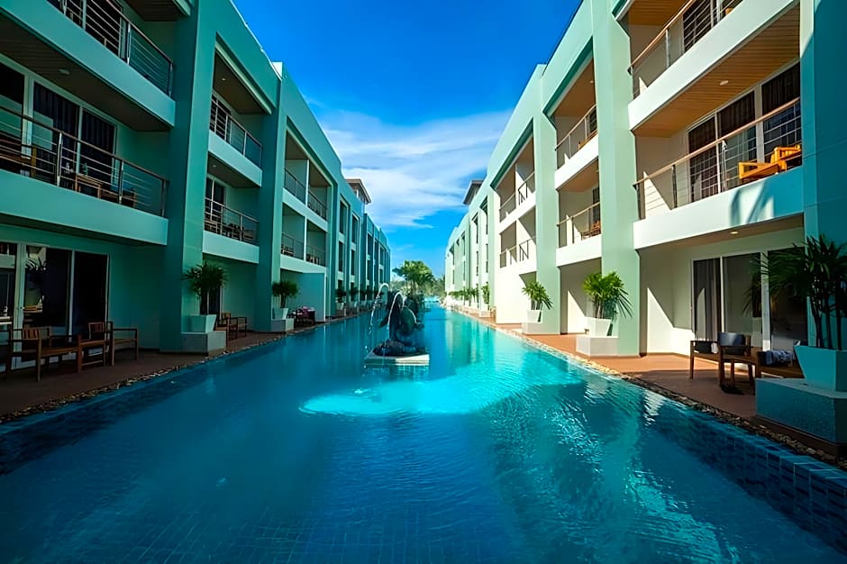 Phi Phi Harbour View Hotel
