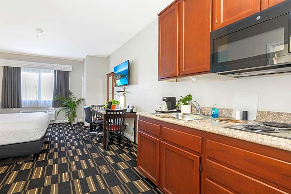 The Hotel Oceanside