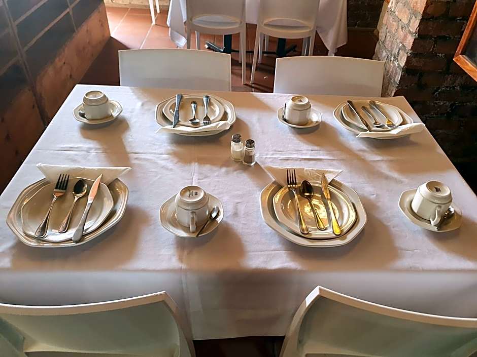 Barons Galley & Lodge