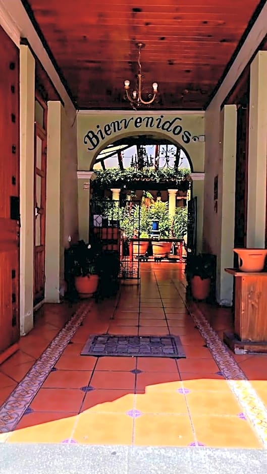 Hotel San Luis