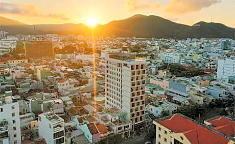 Rustic Hotel Quy Nhon Powered by ASTON