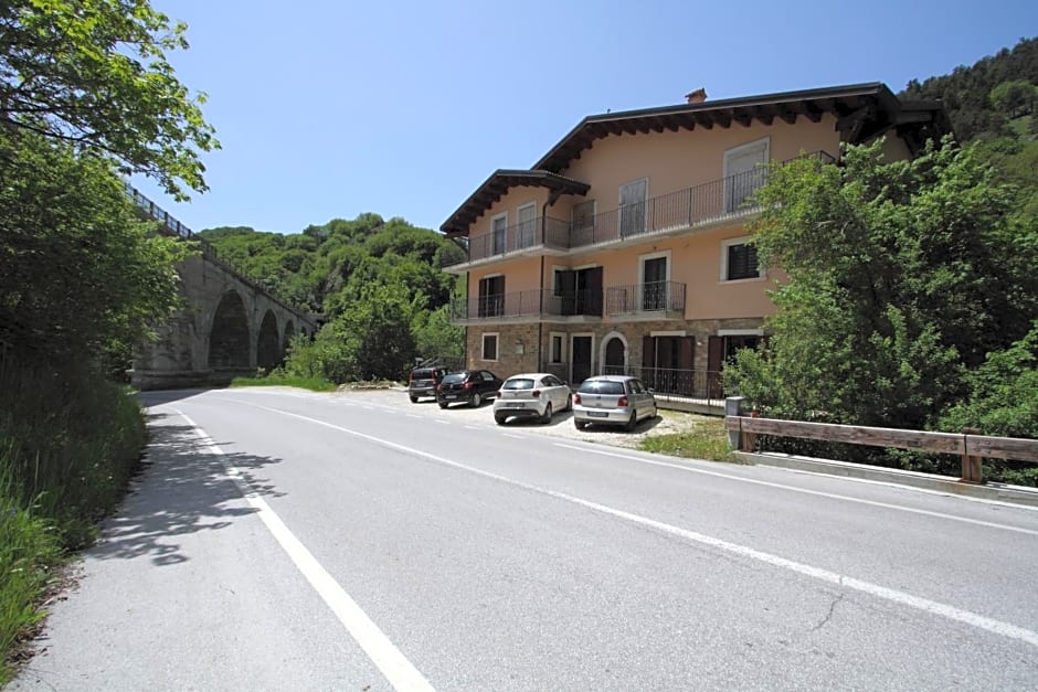 Il Ruscello Rooms and Luxury Suite