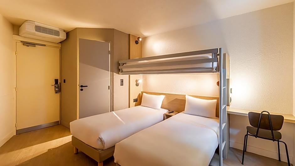 Premiere Classe Roissy CDG - Paris Nord 2 - Parc des Expositions