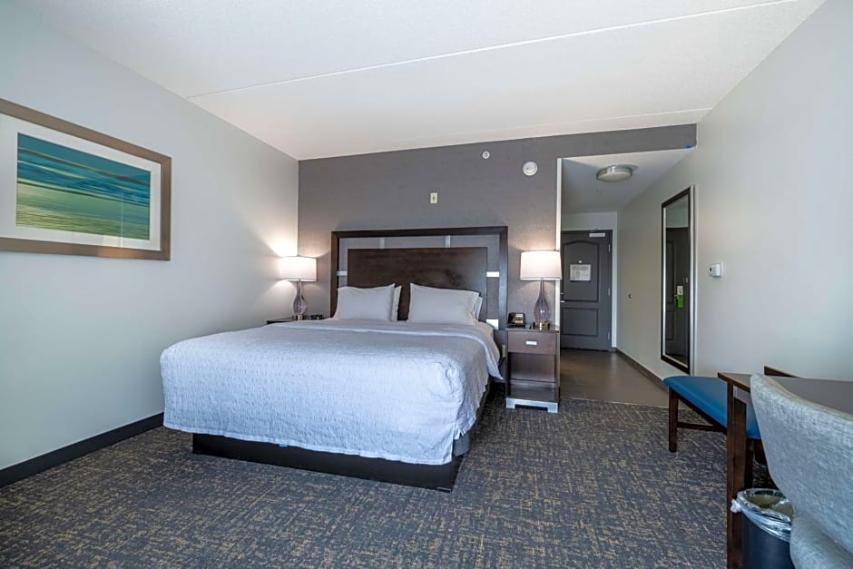Hampton Inn By Hilton And Suites Greensboro/Coliseum Area, Nc