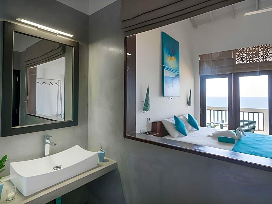 At Ease Beach Hotel