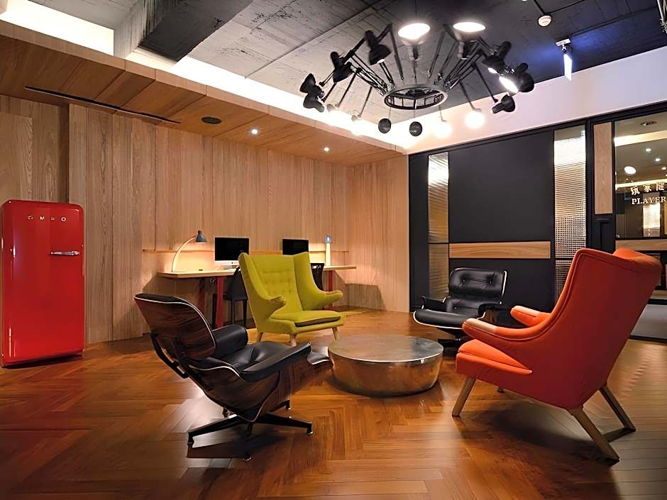 Reddot Hotel